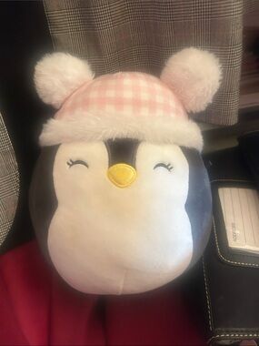 Squishmallows Pink Gingham Hat Luna the Penguin Plush